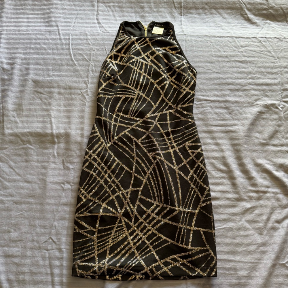 B. Darlin Black & Gold Metallic Bodycon Dress – Size 5/6